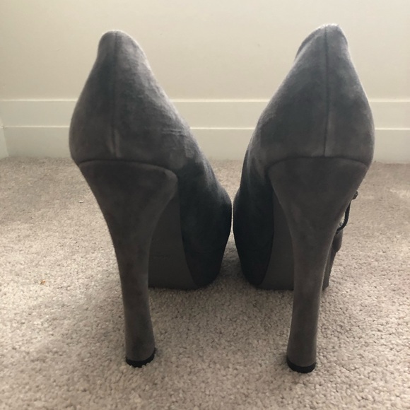 Yves Saint Laurent Suede Pumps Size 40.5 - Picture 3 of 9